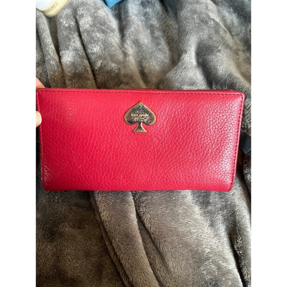 Red Kate Spade bifold wallet - Picture 1 of 8